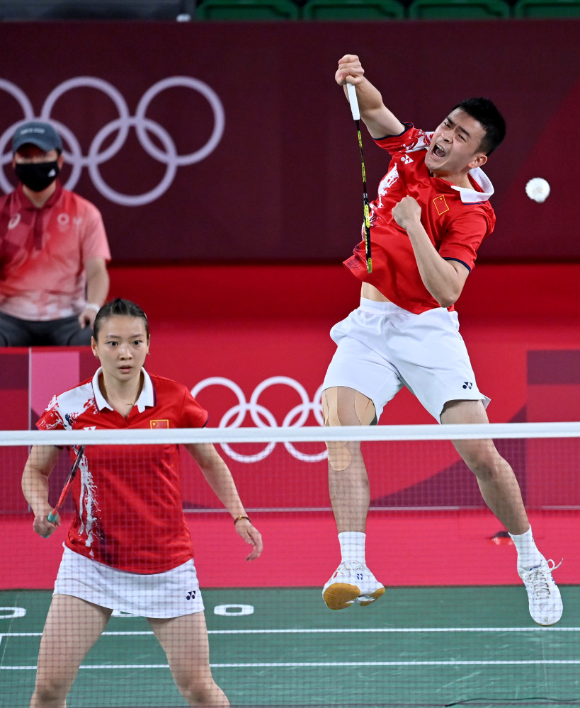 亲密接触 亲密接触