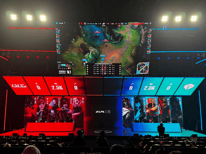 样令人瞩目 样令人瞩目