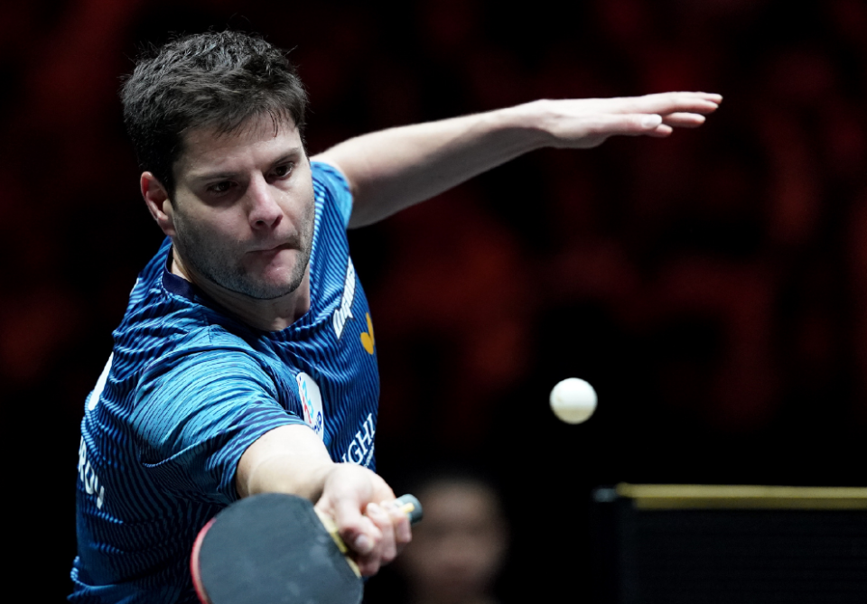 相比之下 相比之下