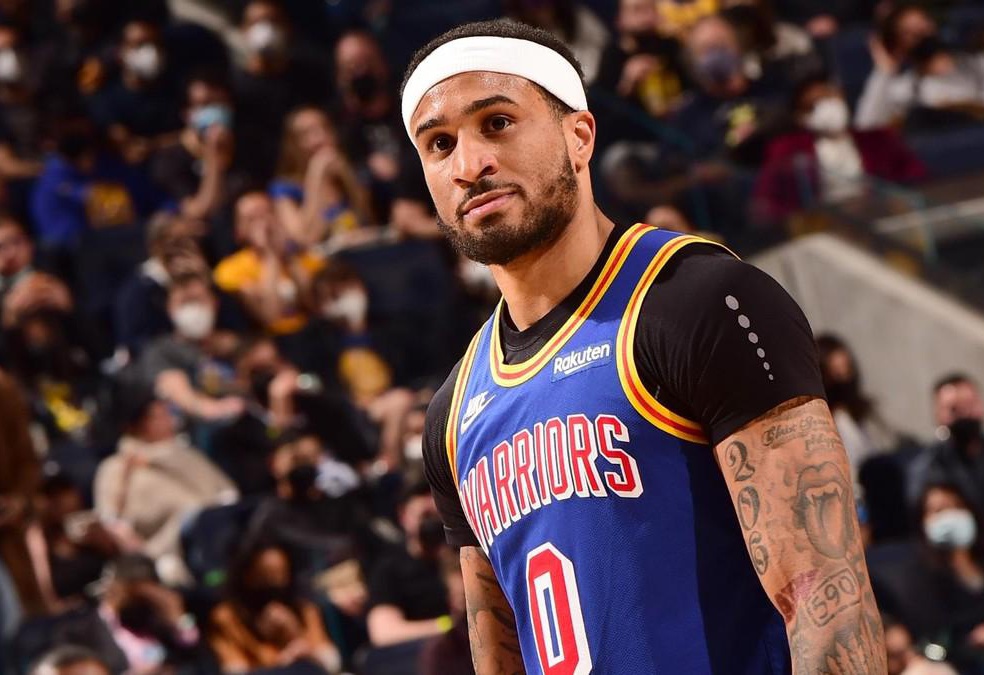 她的出现明 她的出现明